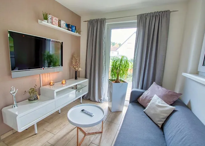 Flintstone Apartment Sassnitz